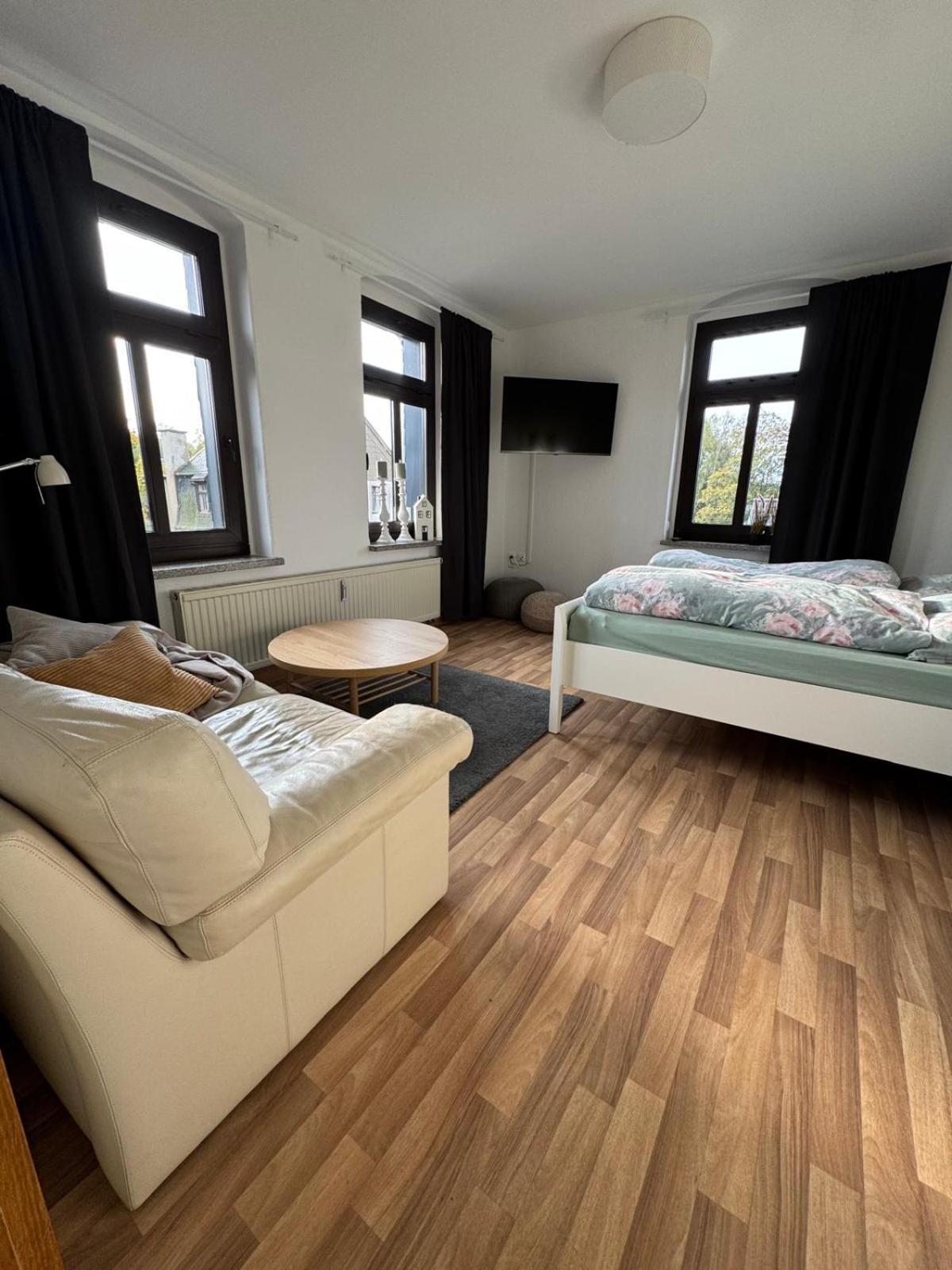 Ferienwohnung Uranus 1A Annaberg-Buchholz Bagian luar foto